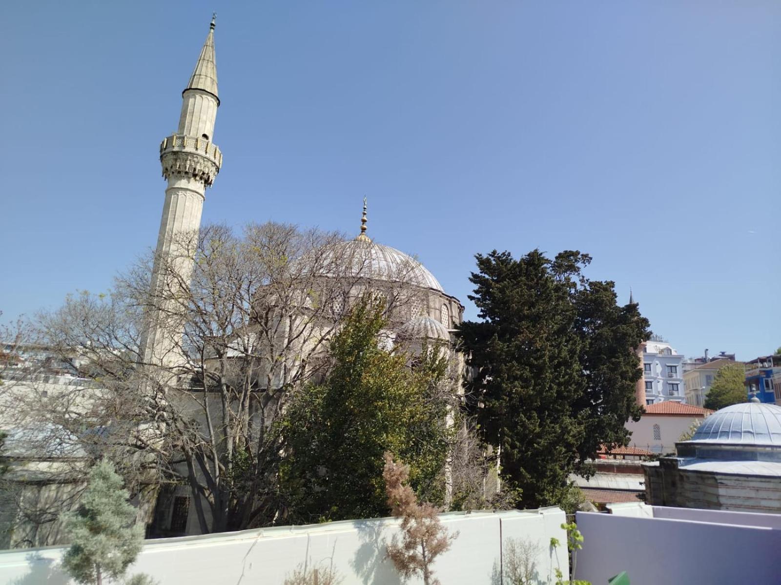 Emirhan Guesthouse & Suites Istanbul Exterior foto